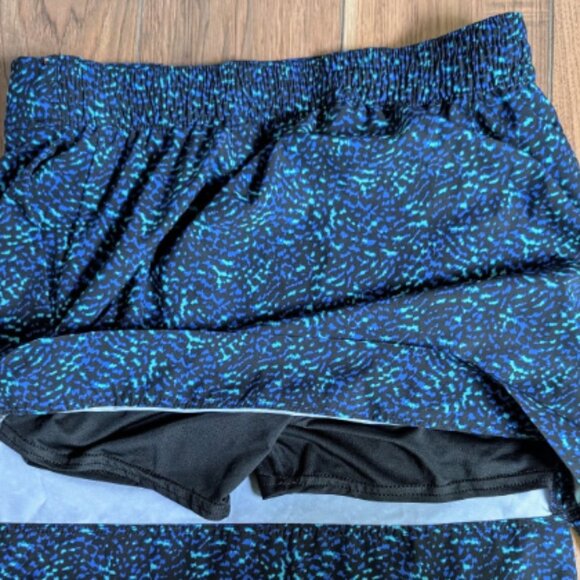 SPEEDO Skort Skirt for Beach, Pool, Walking-M Multi Blue/Black-NEW - Picture 3 of 5